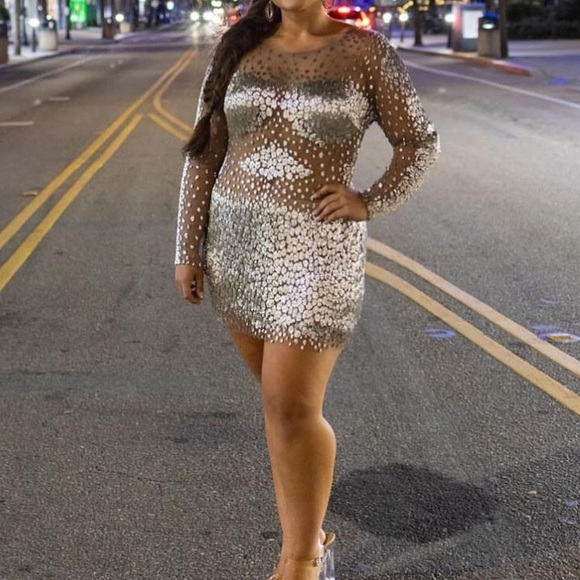Jovani Short Silver Sheer Dress - Picture 3 of 3